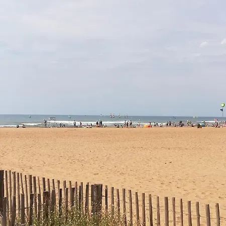 Sable Du Midi Chez Gege Valras-Plage