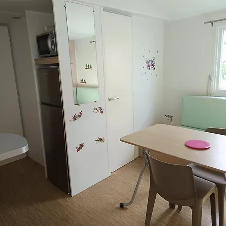 Sable Du Midi Chez Gege Kemping Valras-Plage